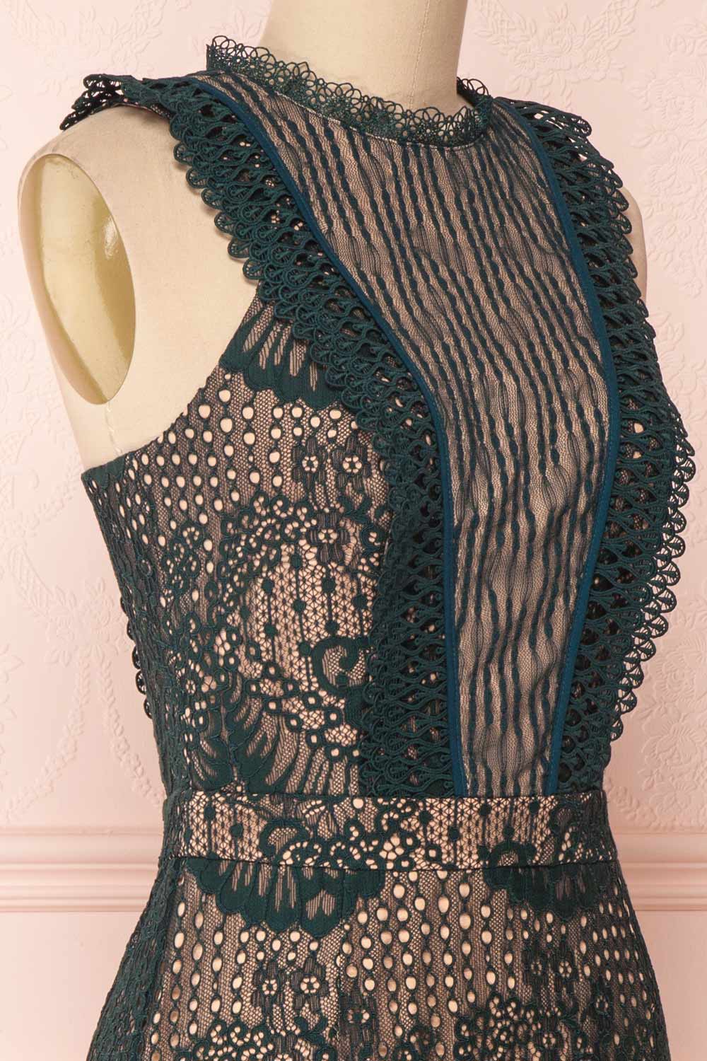 Theadora Green Lace Dress | Robe Cocktail | Boutique 1861 side close-up
