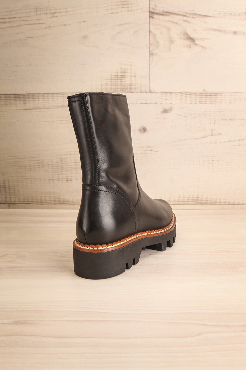 Torio Black Ankle Boots | Bottines | La Petite Garçonne back view