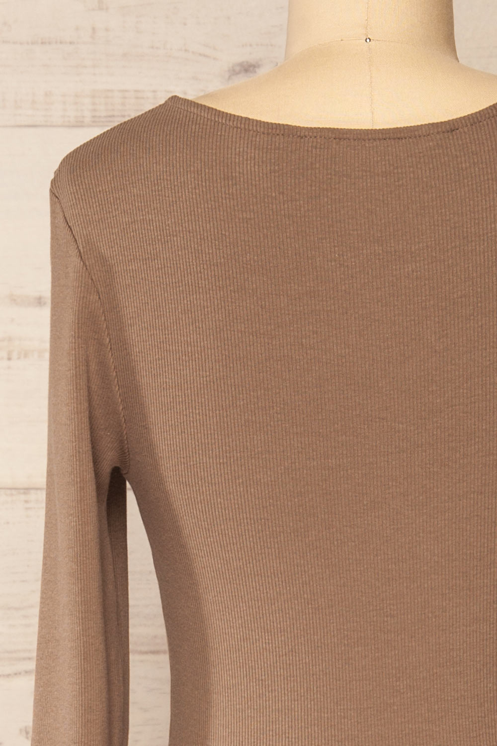 Torretta Ribbed Fitted Midi Dress | La petite garçonne back close-up