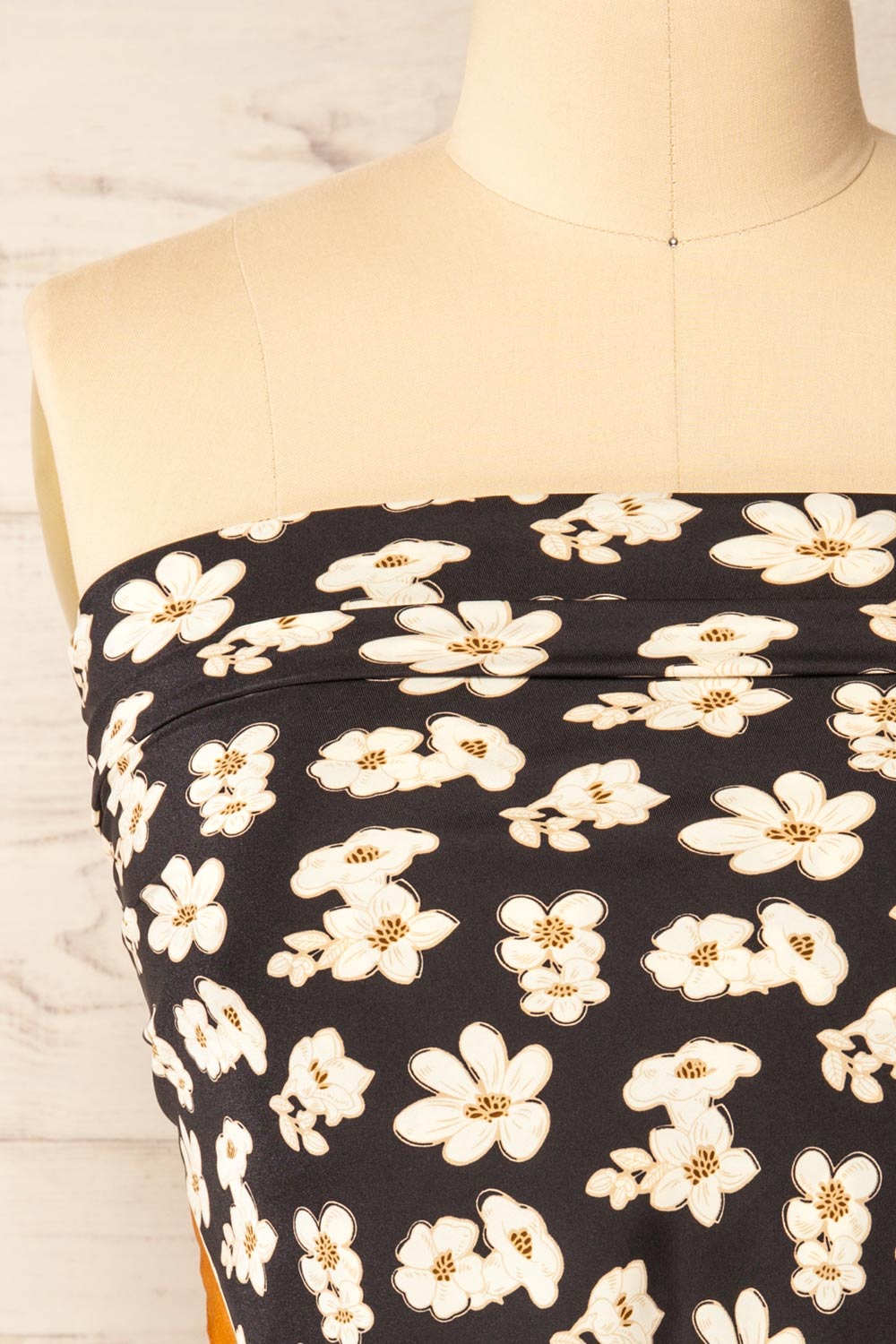 Trelleborg Navy Floral Satin Scarf | La petite garçonne top plus size close-up