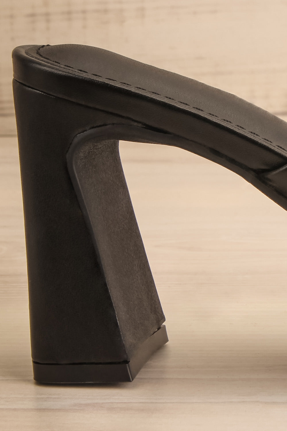 Tucana Black Heeled Mules | La petite garçonne side back close-up