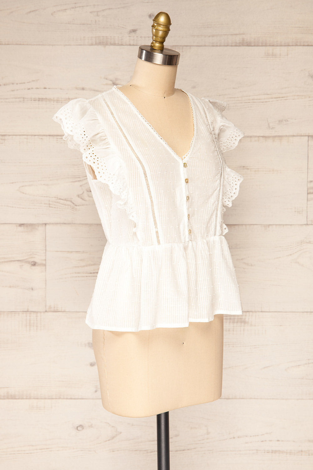 Vaals White Sleveleess V-Neck Blouse | La petite garçonne side view