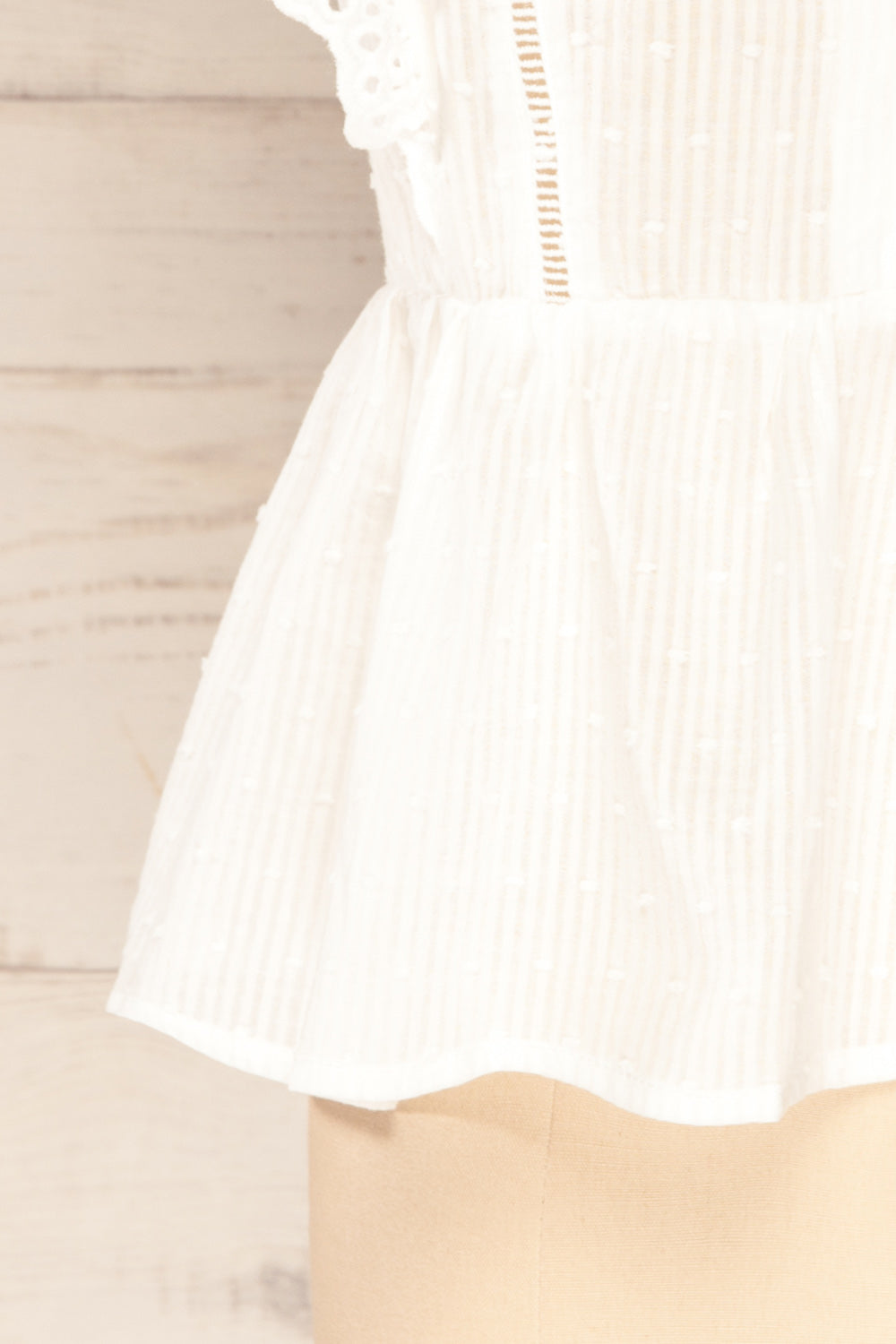 Vaals White Sleveleess V-Neck Blouse | La petite garçonne bottom