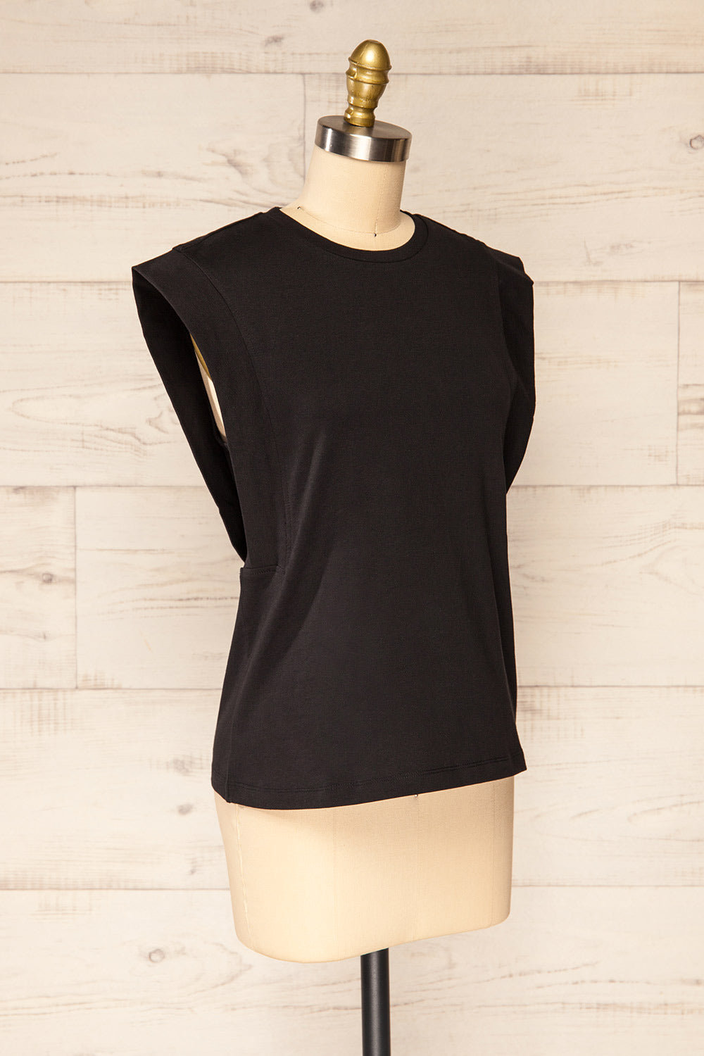 Vakan Black Round Collar Sleeveless Top | La petite garçonne side view