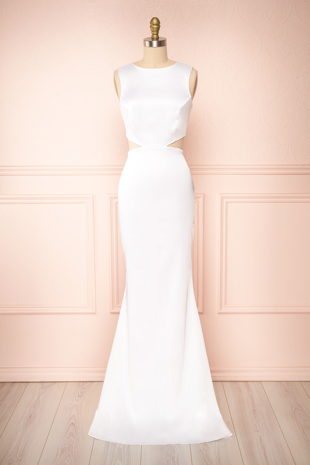 Vallata Ivory Mermaid Gown | Boutique 1861 front view