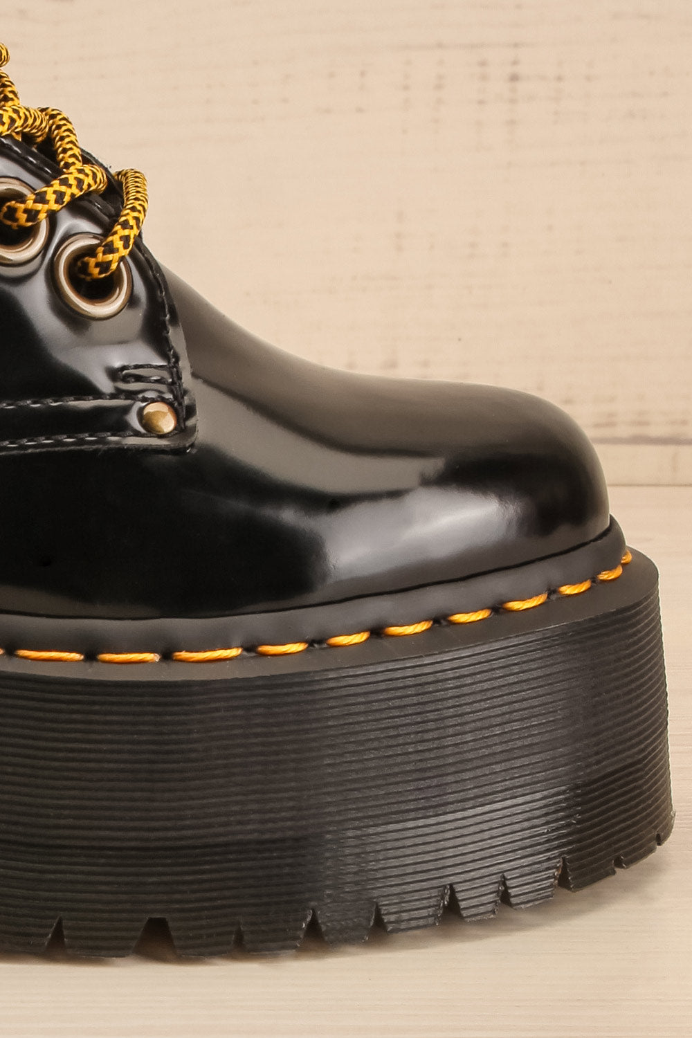 Vegan Jadon Boot Max Platforms | La petite garçonne side front close-up