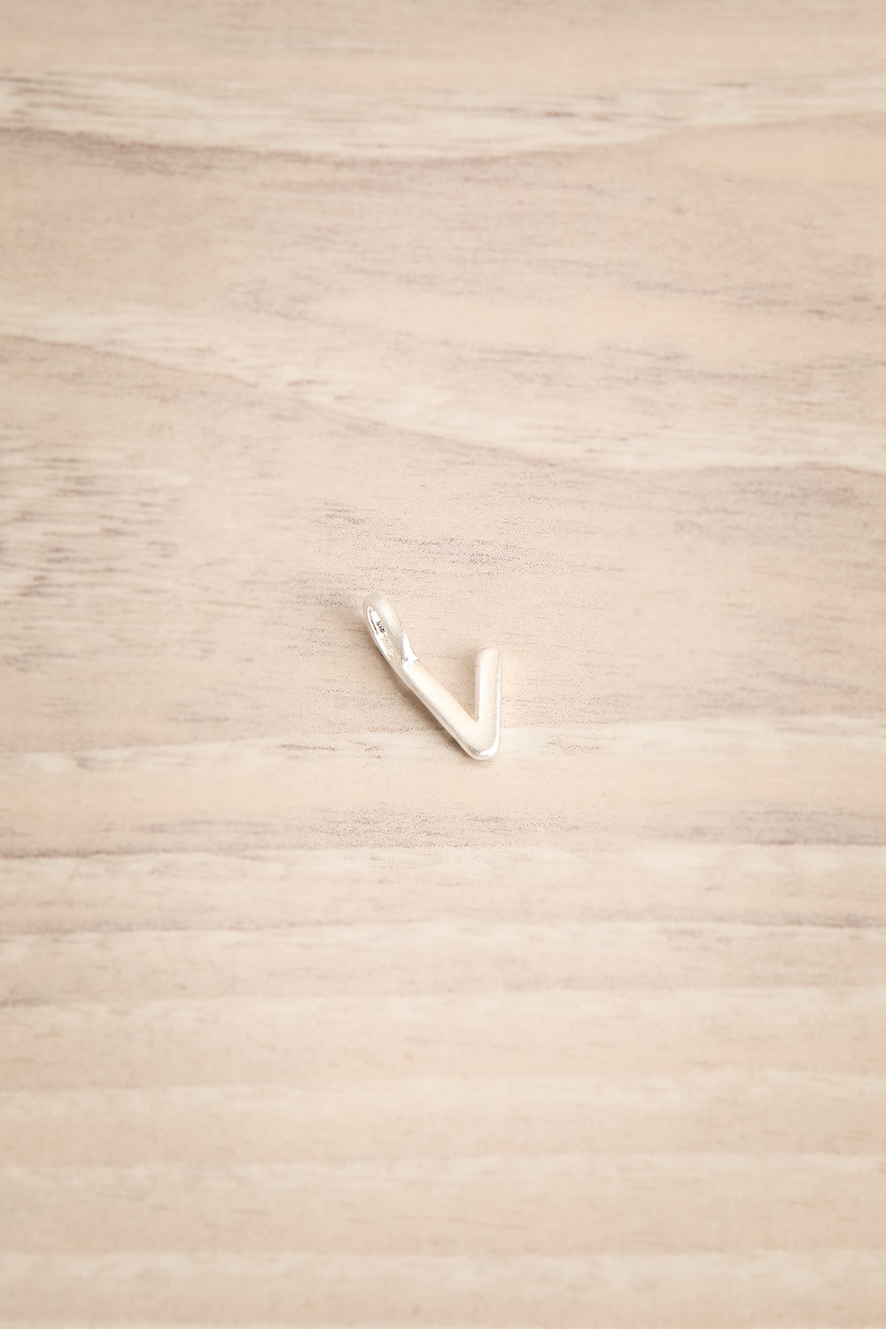 Victor Silver Letter V Charm | La Petite Garçonne 1