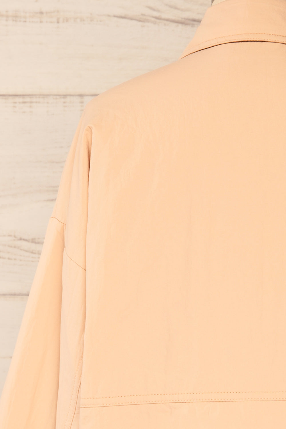 Vilanova Pink Slightly Padded Shacket w/ Front Pockets | La petite garçonne back close-up