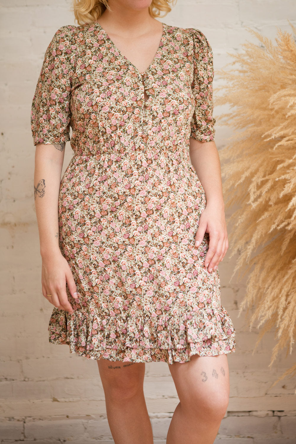 Vreni Floral V Neck Short Dress w/ Elastic Waist | Boutique 1861 model