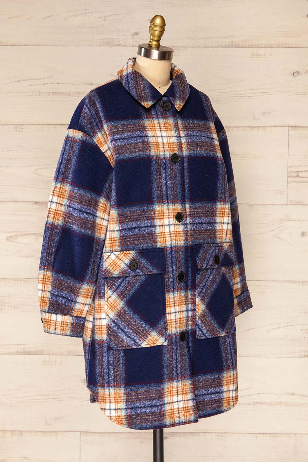 Wellor Blue Oversized Plaid Shirt Jacket | La petite garçonne side view