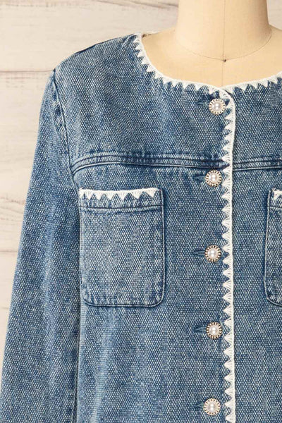 Woolston Blue Jacket w/ Pearl Buttons | La petite garçonne front close-up