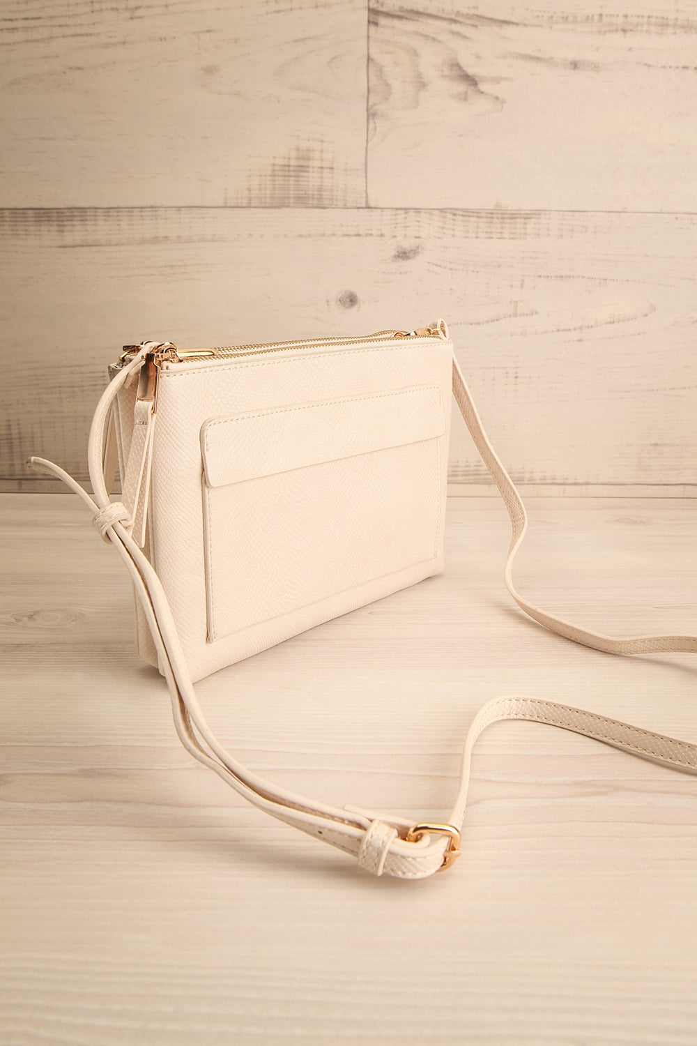 Wunderbar Snake Pattern Crossbody Bag | La petite garçonne side view