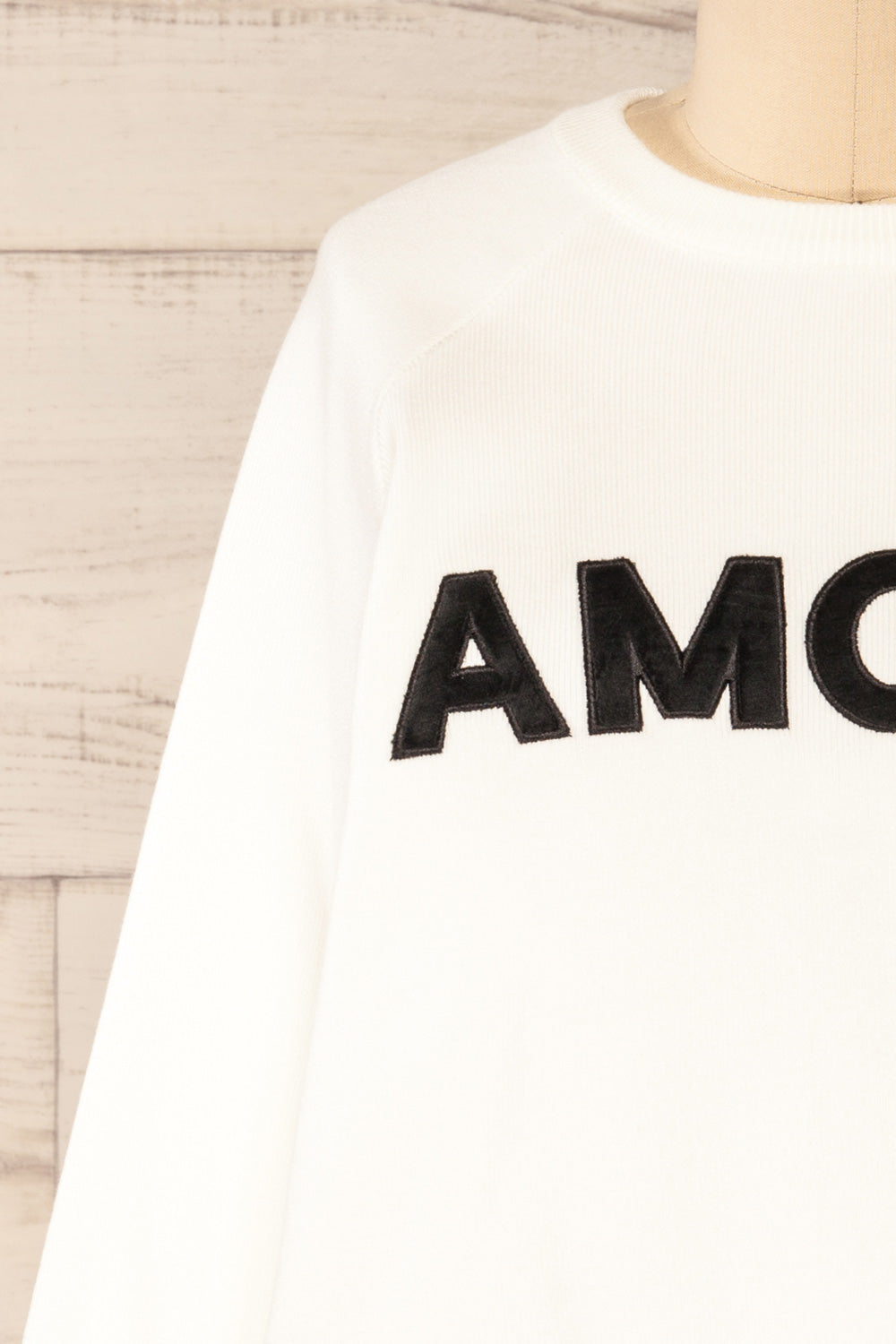 Yvonne Oversized Knit Sweater | La petite garçonne front close-up