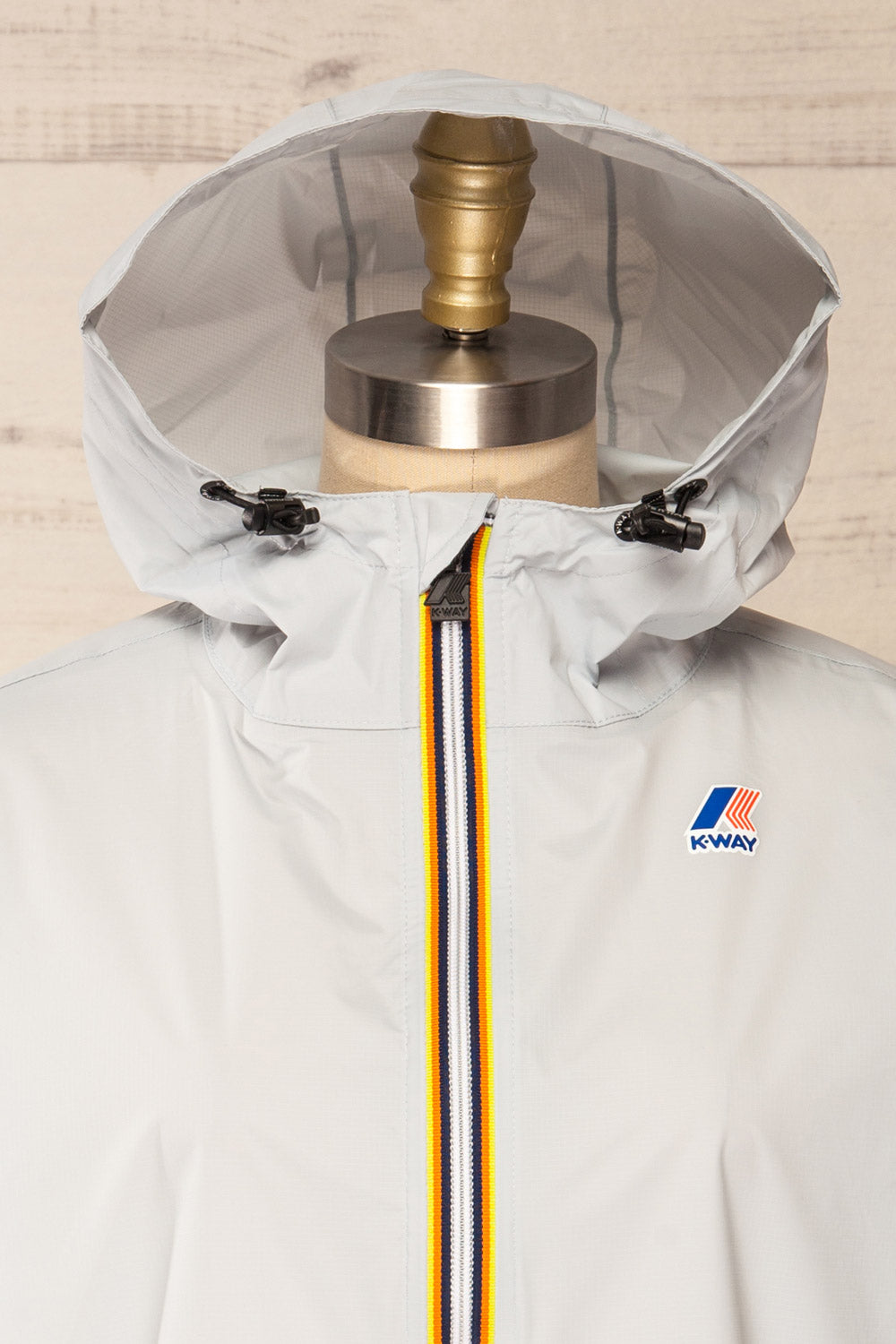 Zamora Grey Packable Rain Jacket | La petite garçonne hood