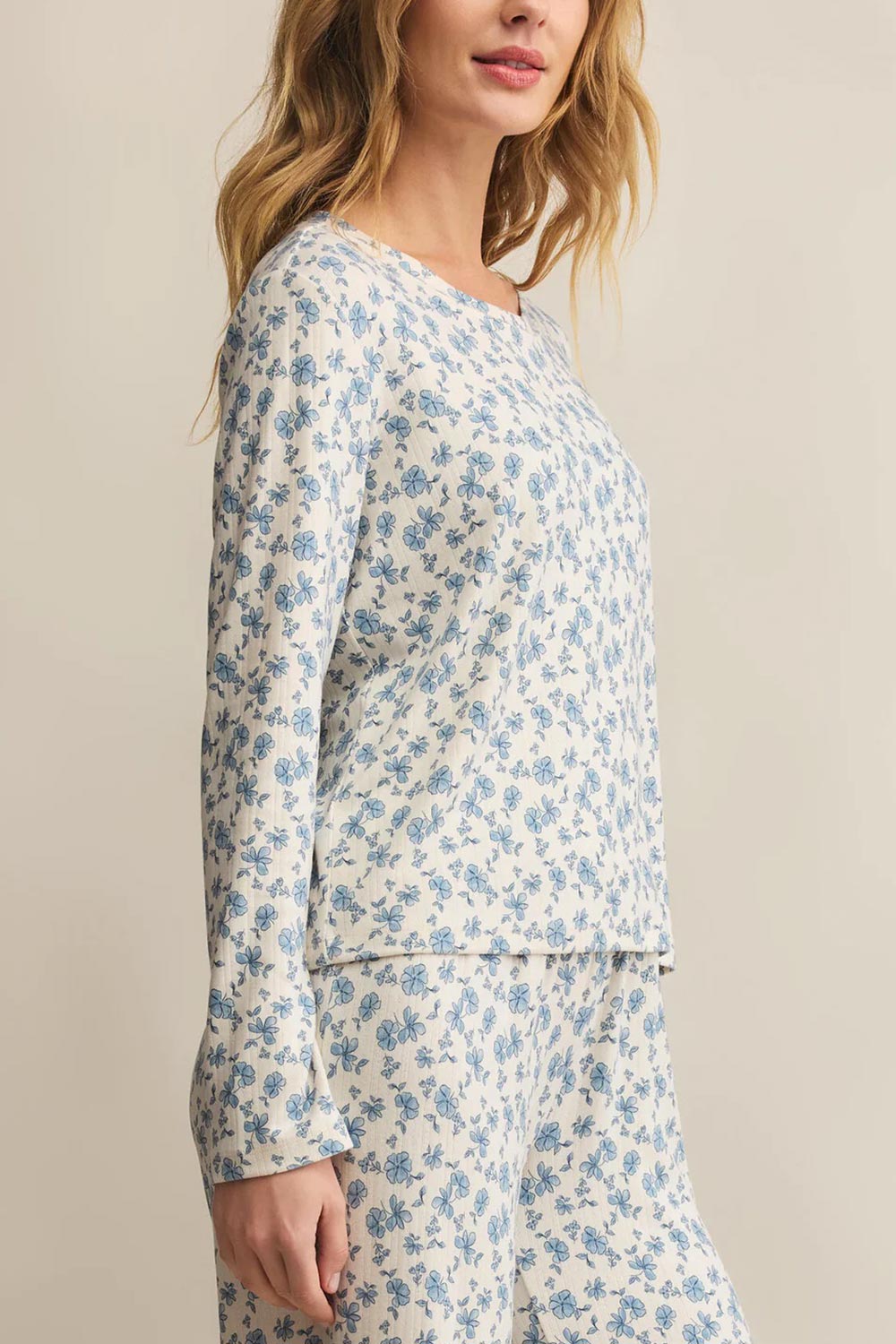 Berea Super Soft Floral Top | La petite garçonne side model