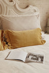 Bantal Yellow Velvet Scallop Pillow | Maison garçonne lifestyle