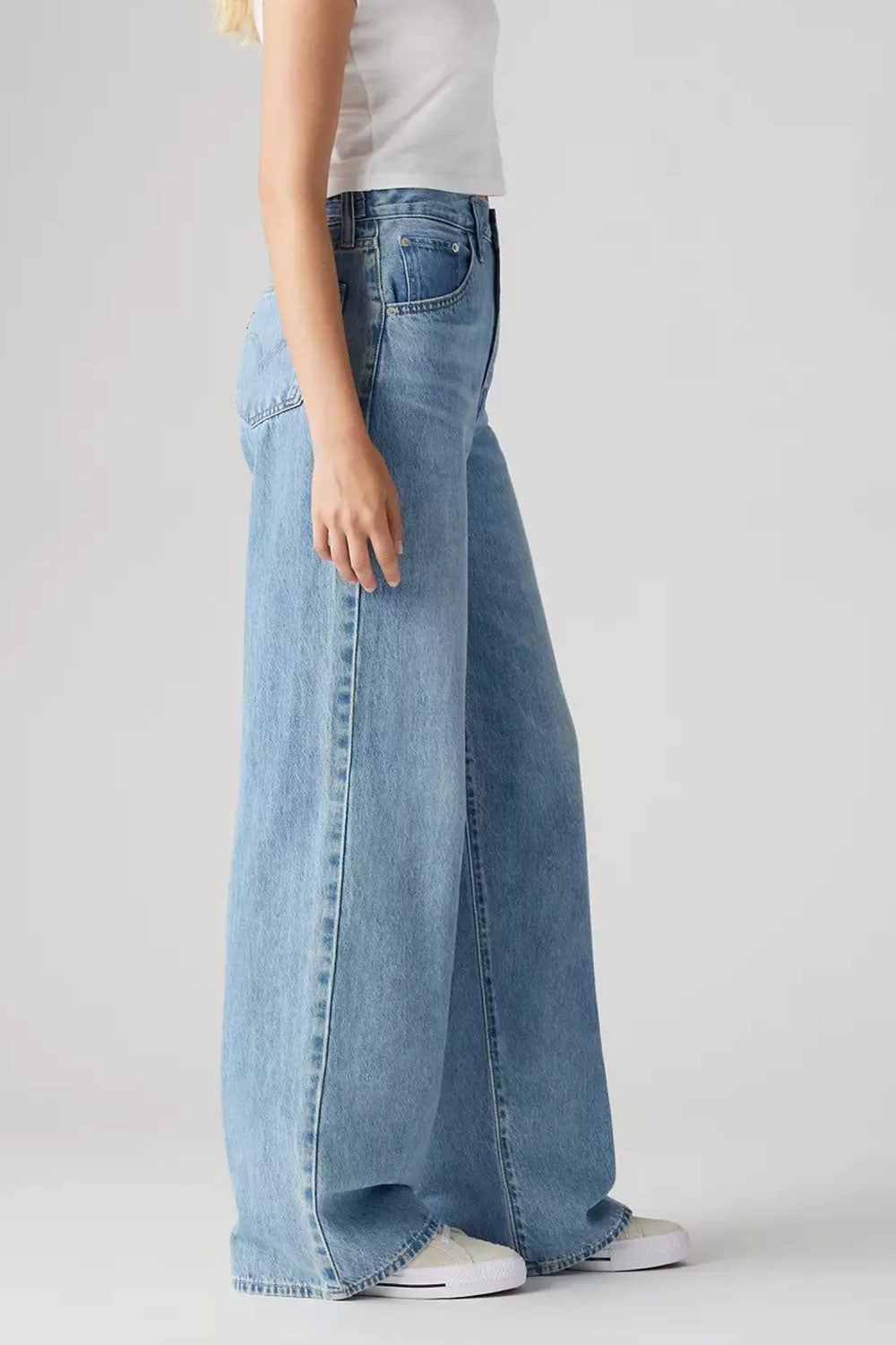 Braga Light Wash High-Waisted Baggy Jeans | La petite garçonne