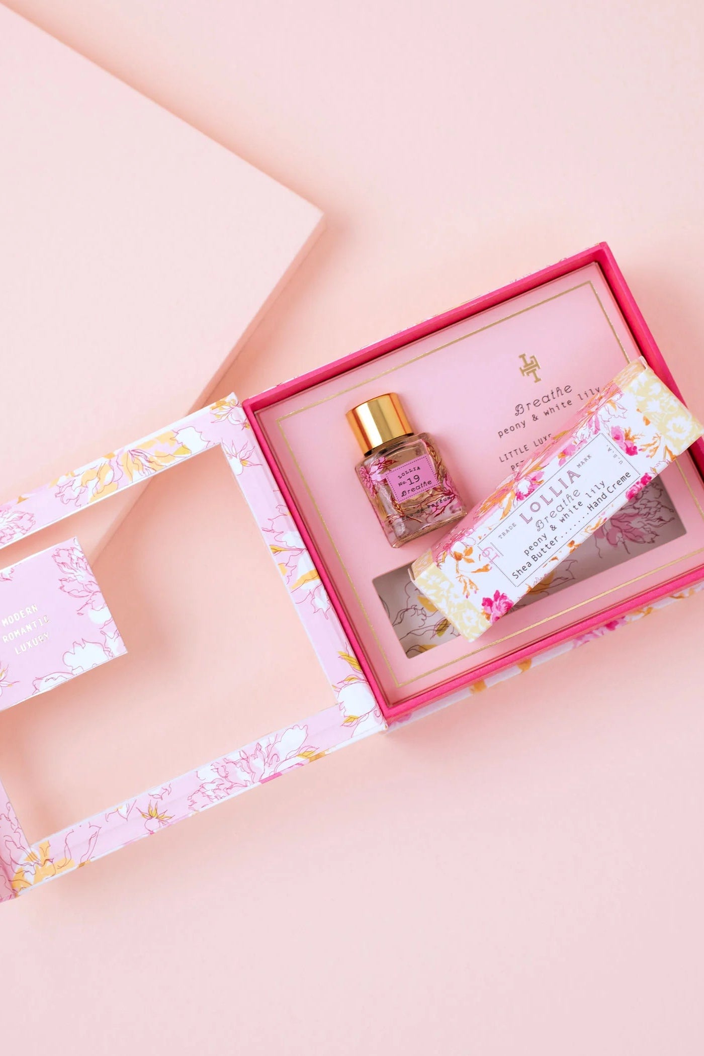 Breathe Gift Set | Maison Garçonne open