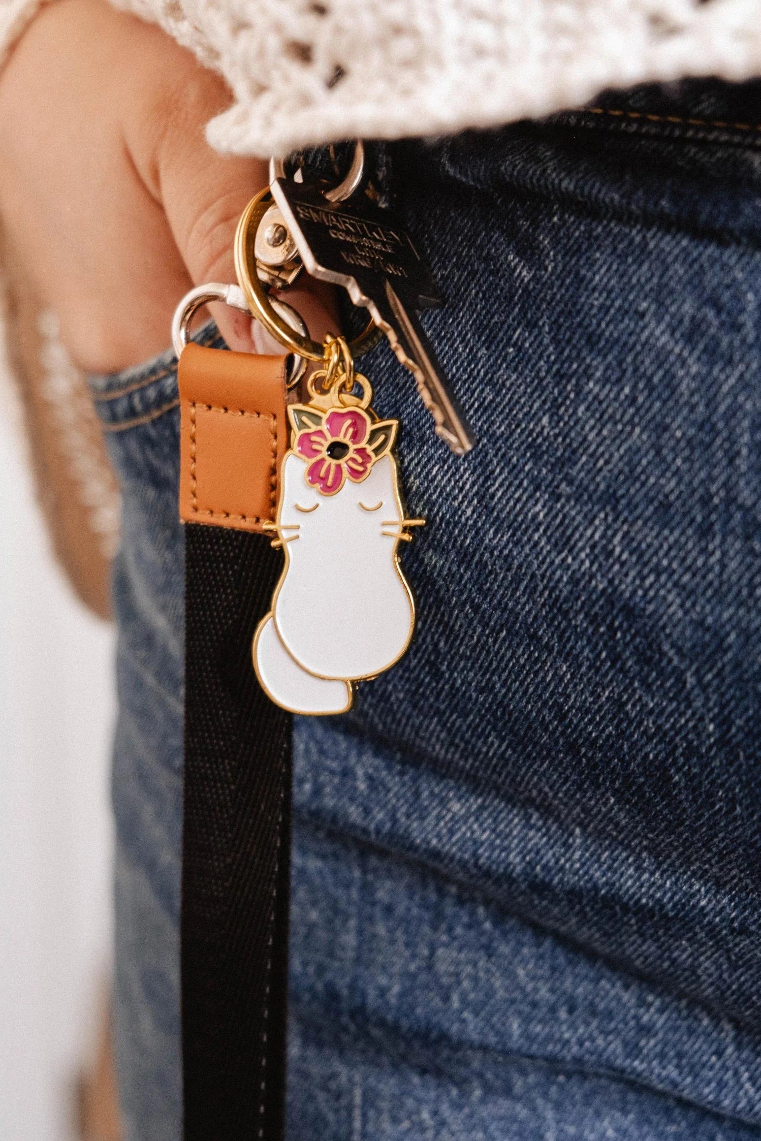 Floral Cat | Keychain
