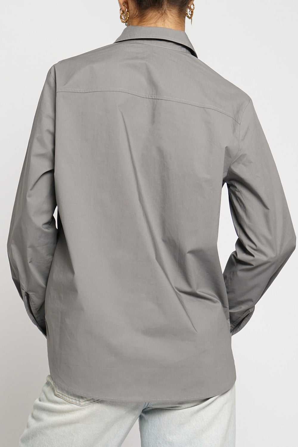 Dametera Buttoned-Up Loose Grey Shirt | La petite garçonne back model