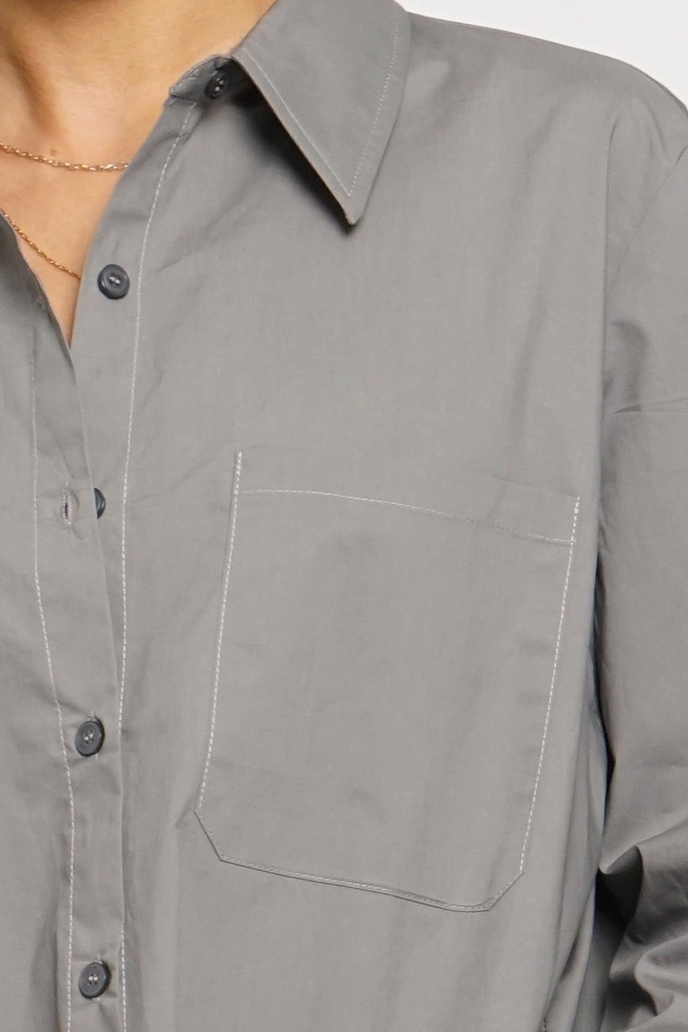 Dametera Buttoned-Up Loose Grey Shirt | La petite garçonne details