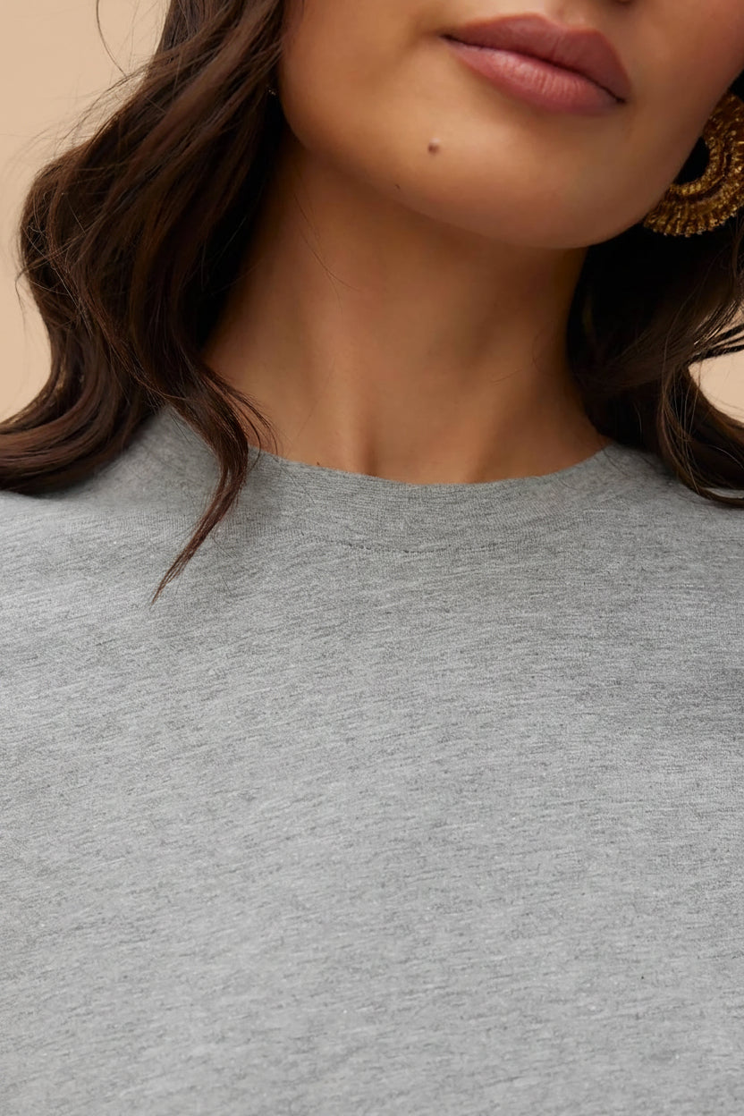 close-up of a woman wearing Dumka Light Grey Cotton T-Shirt with Short Sleeves from La petite garçonne