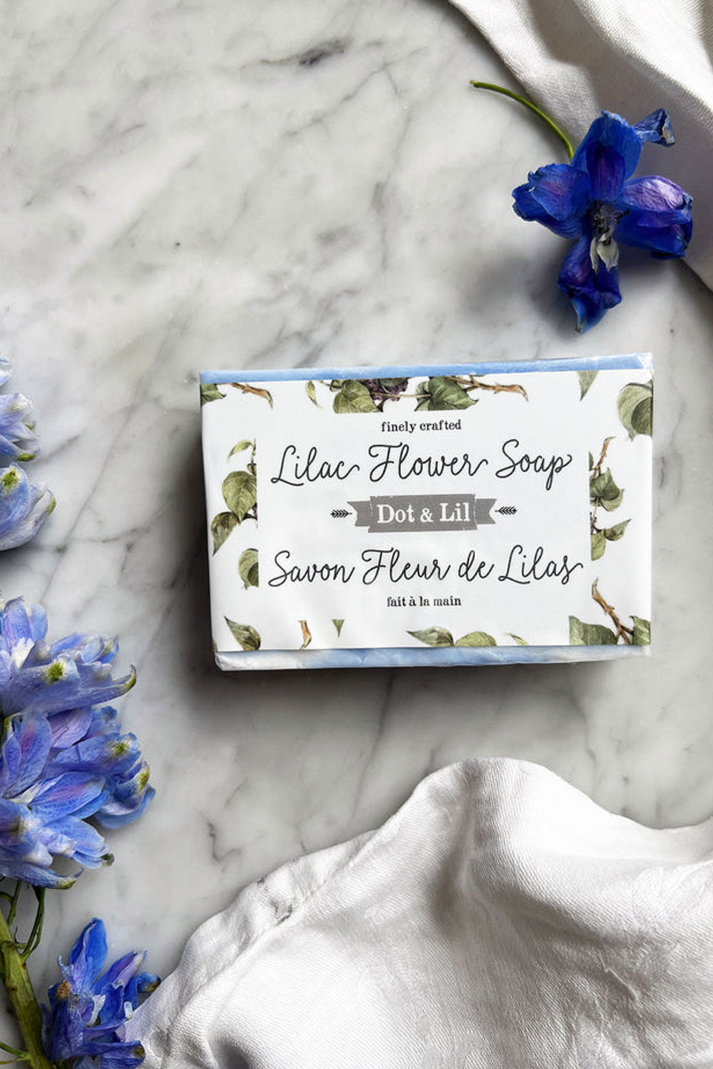 Savon Fleur de Lilas Vegan Lilac Soap |Maison garçonne Dot&Lil with flowers