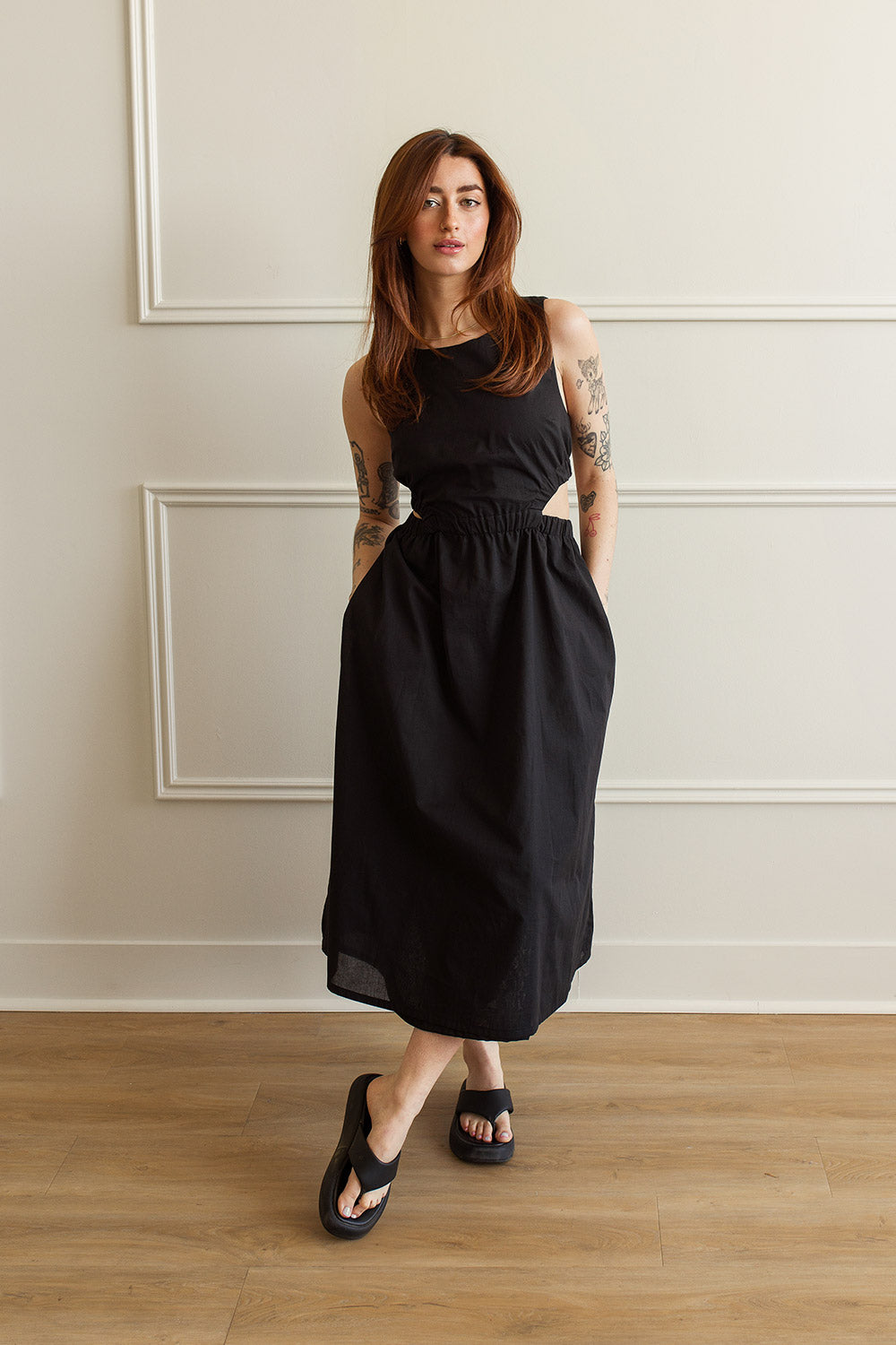 Eleonor Black Midi Dress w/ Cut-Out | La petite garçonne on model