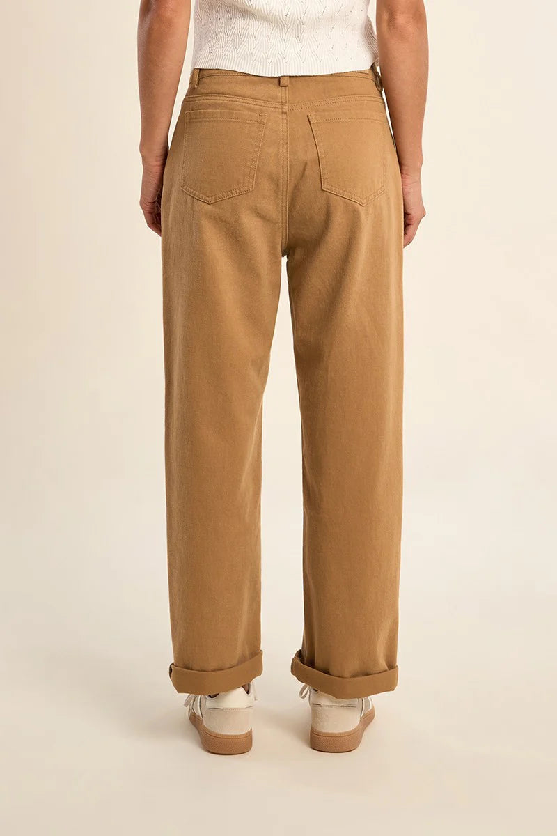 backview woman wearing Guntur Straight Leg Caramel Denim Pants at la petite garçonne