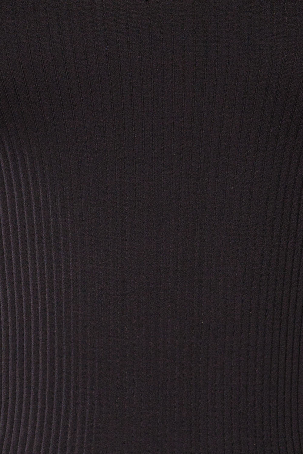 Glakail Black Cropped Ribbed Cami | La petite garçonne fabric 