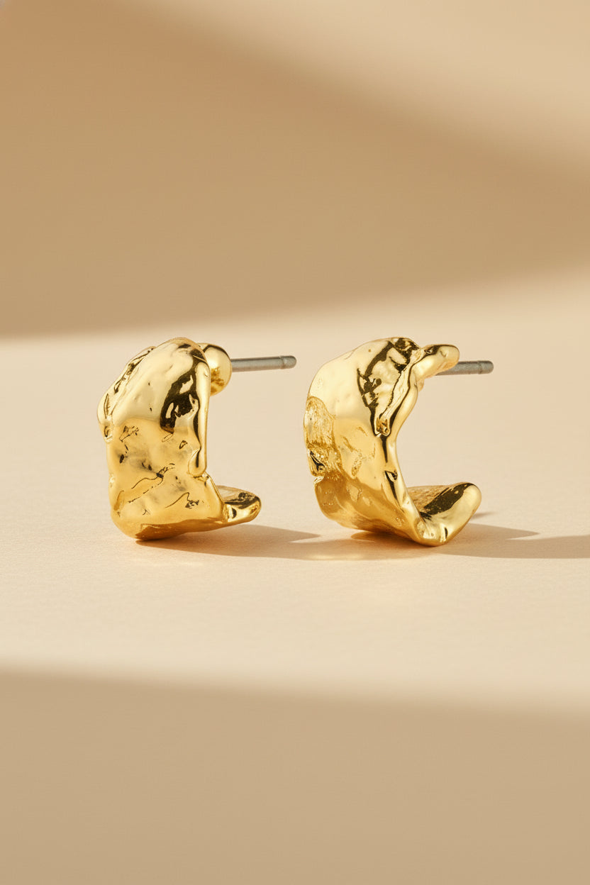 Instant Gold Textured Half-Hoop Earrings Pilgrim | La petite garçonne