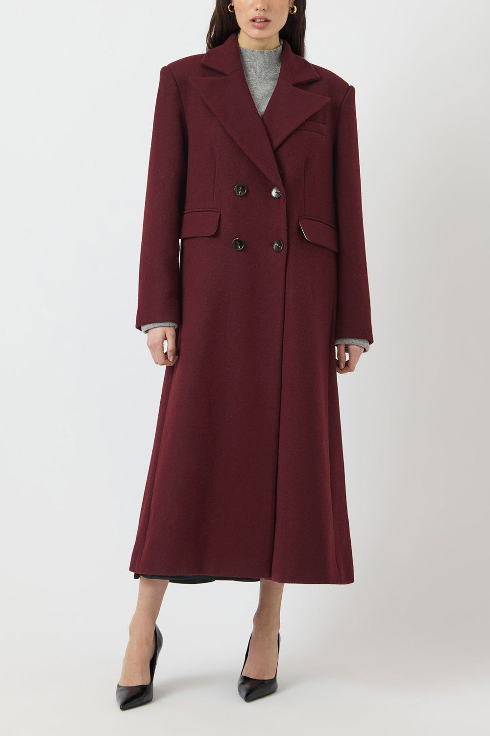 Lagos Long Burgundy Coat with Lapel Collar | La petite garçonne front model