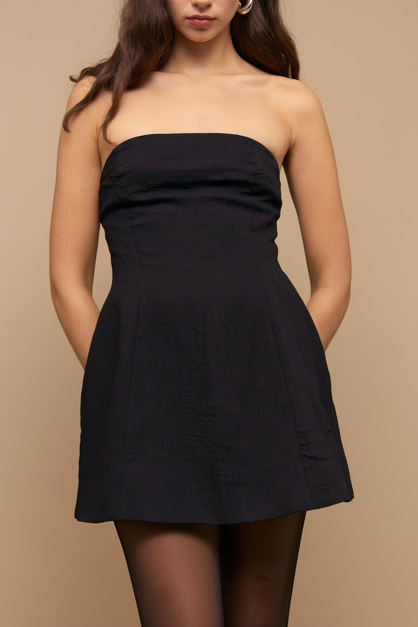 Lithgow Mini Strapless Black Dress | La petite garçonne front model