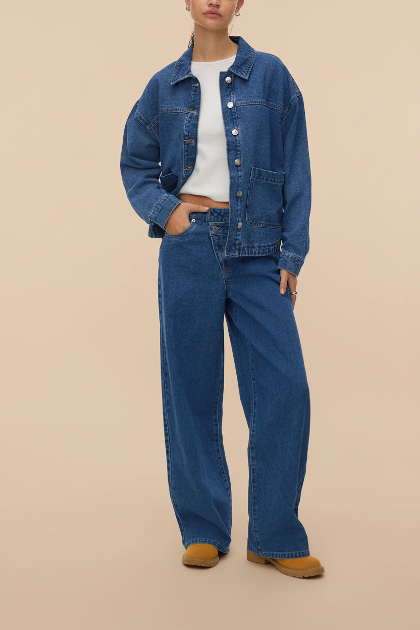 Matera Medium Wash Denim Button-Up Jacket with Pockets | La petite garçonne