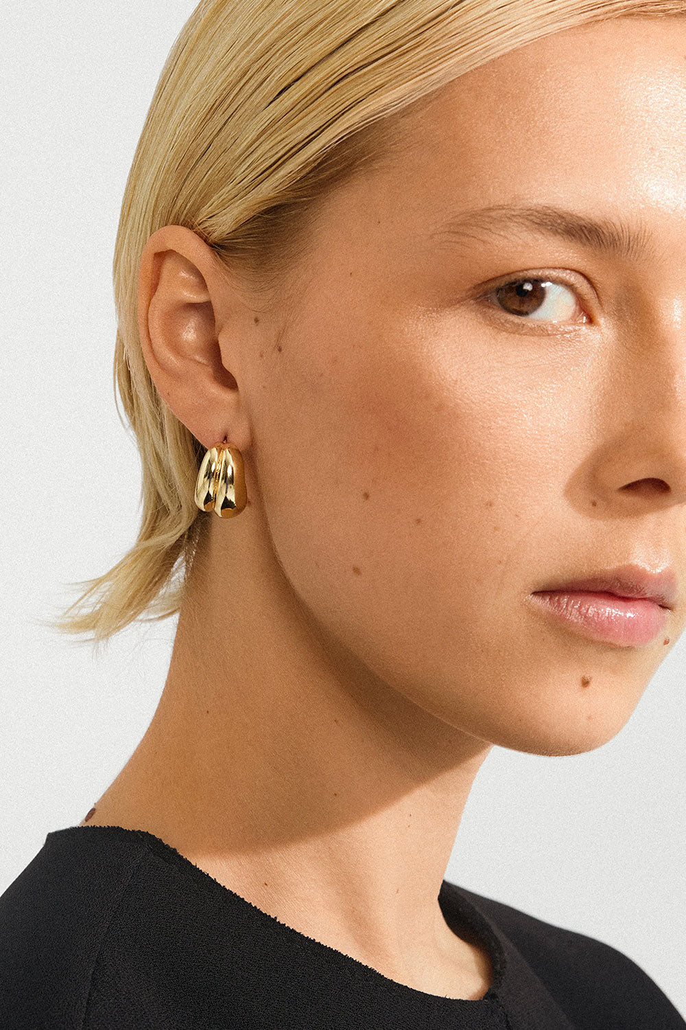 Mikko Or | Boucles d'Oreilles Épaisses par Pilgrim