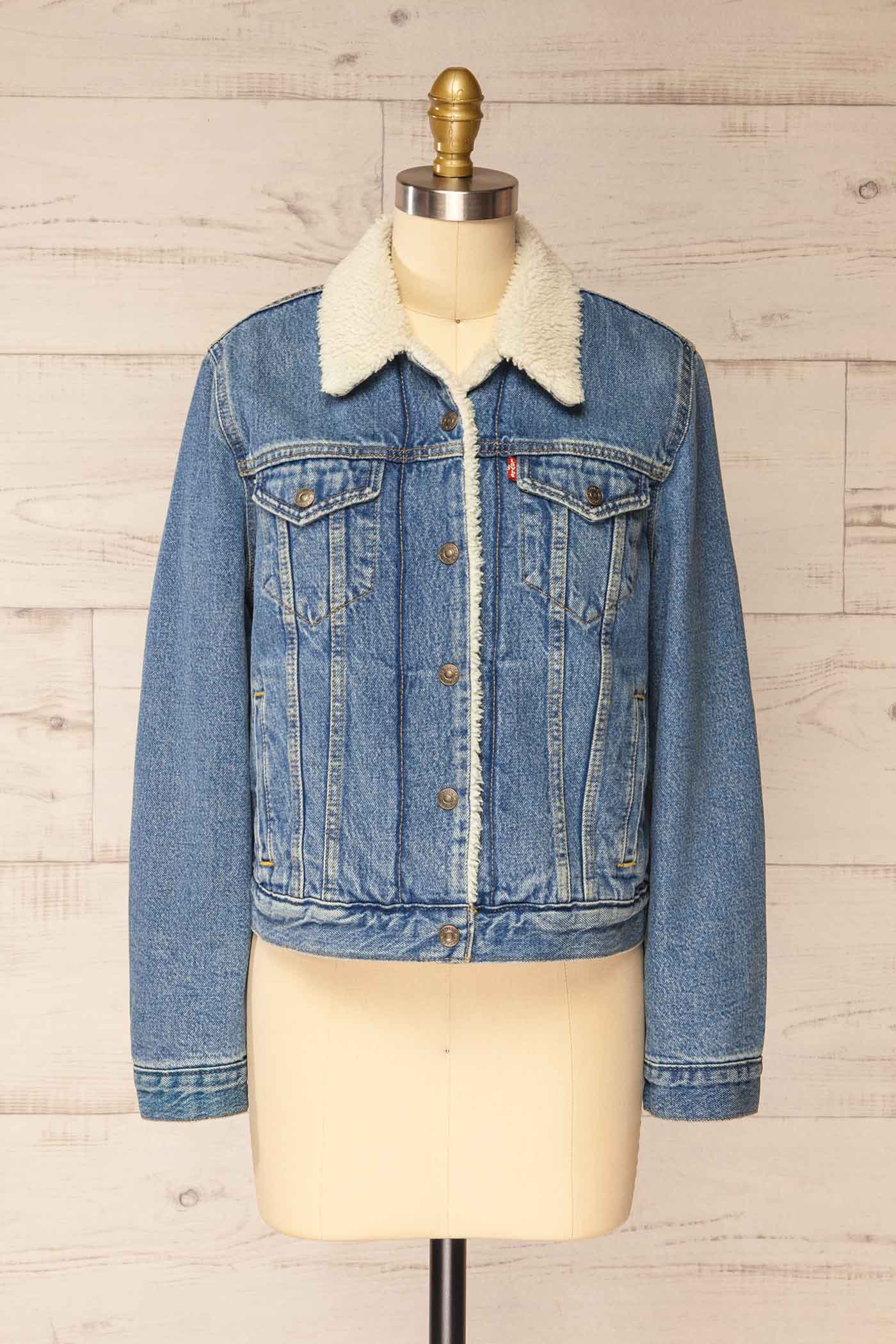 Madikeri Blue Wash Sherpa-Lined Denim Jacket with Pockets | La petite garçonne front