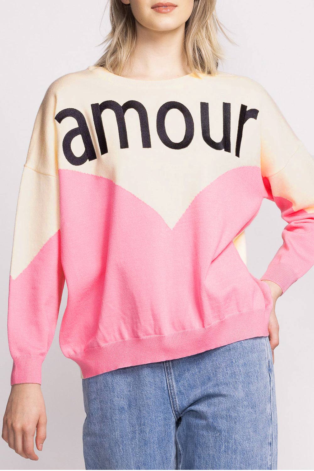 Alovia Oversized "Amour" Sweater | La petite garçonne model