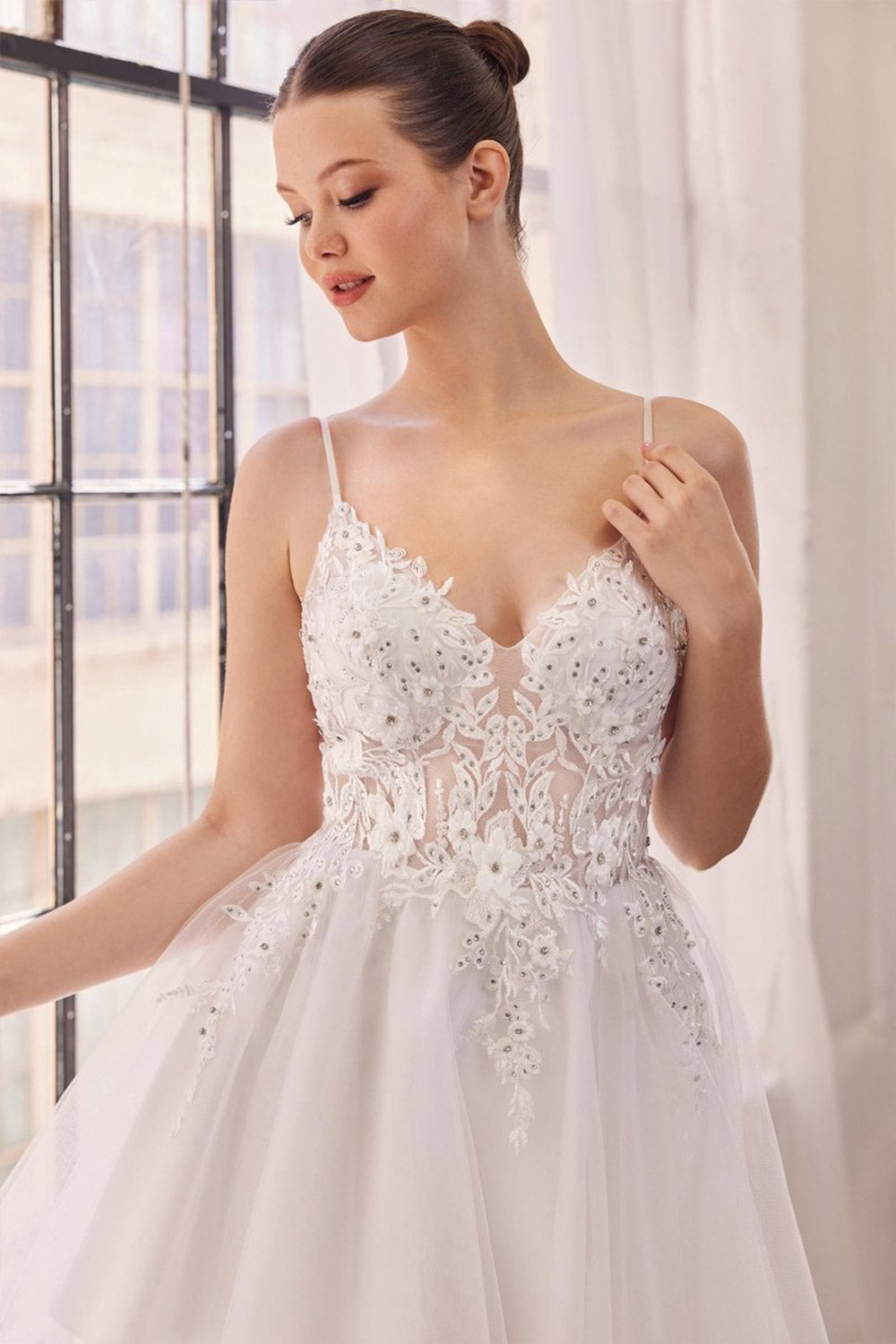 Danna | Short Sparkly White Dress w/ Embroidery