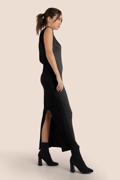 Selana Black Knit Maxi Dress w/ Back Slit | La petite garçonne on model side