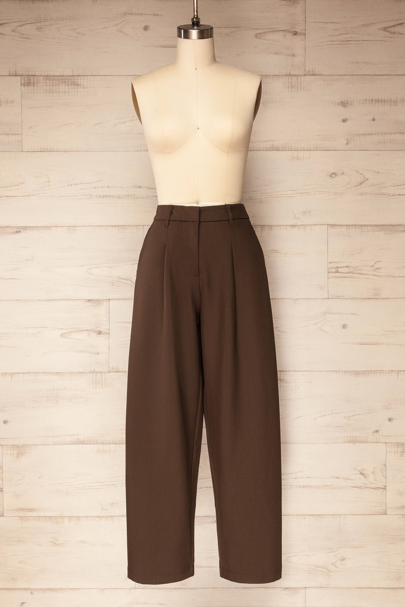 Satna Brown Barrel Legs Trousers | La petite garçonne front 