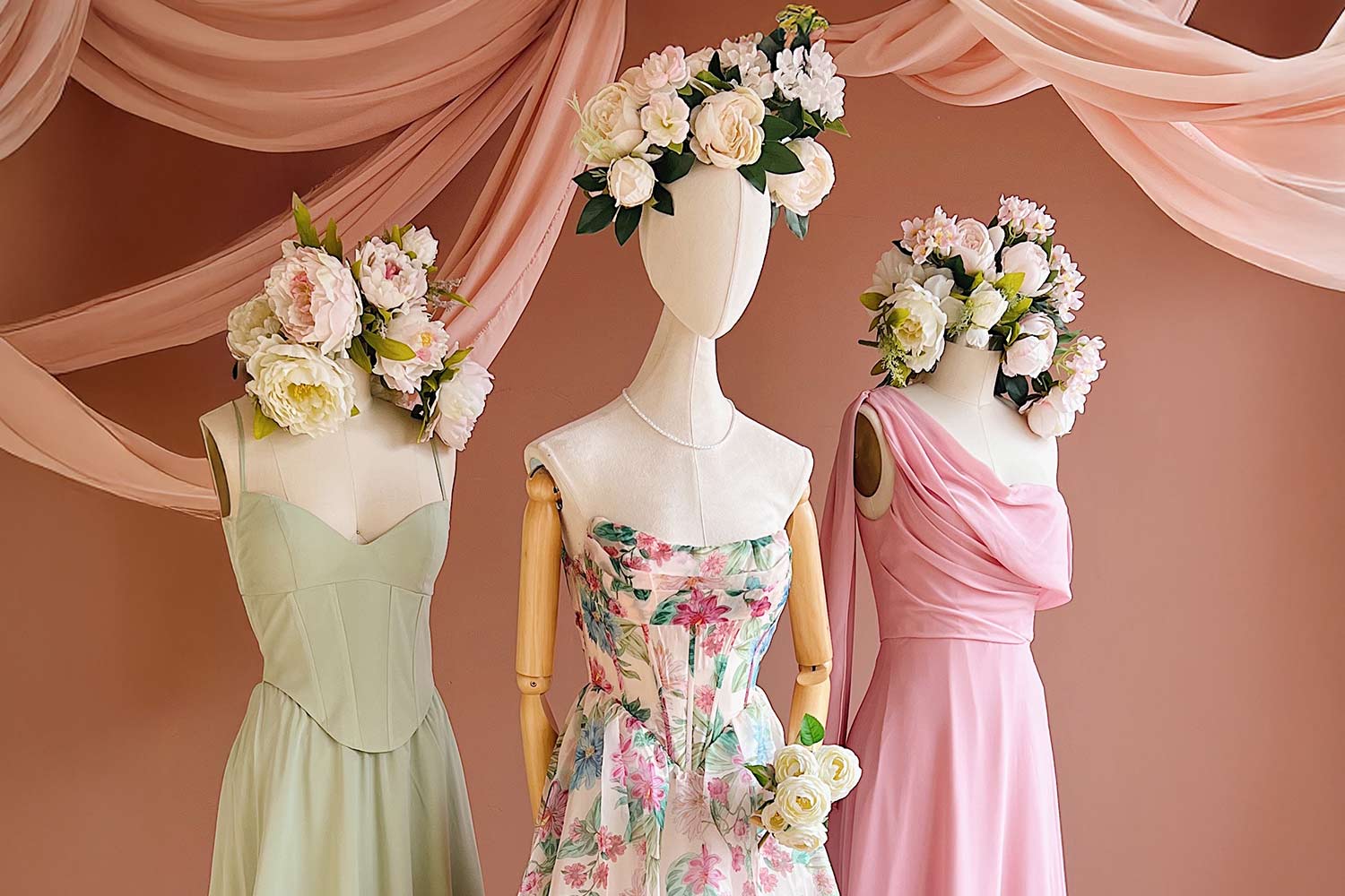 Vintage inspired dresses Boutique 1861 & La petite garçonne Montreal