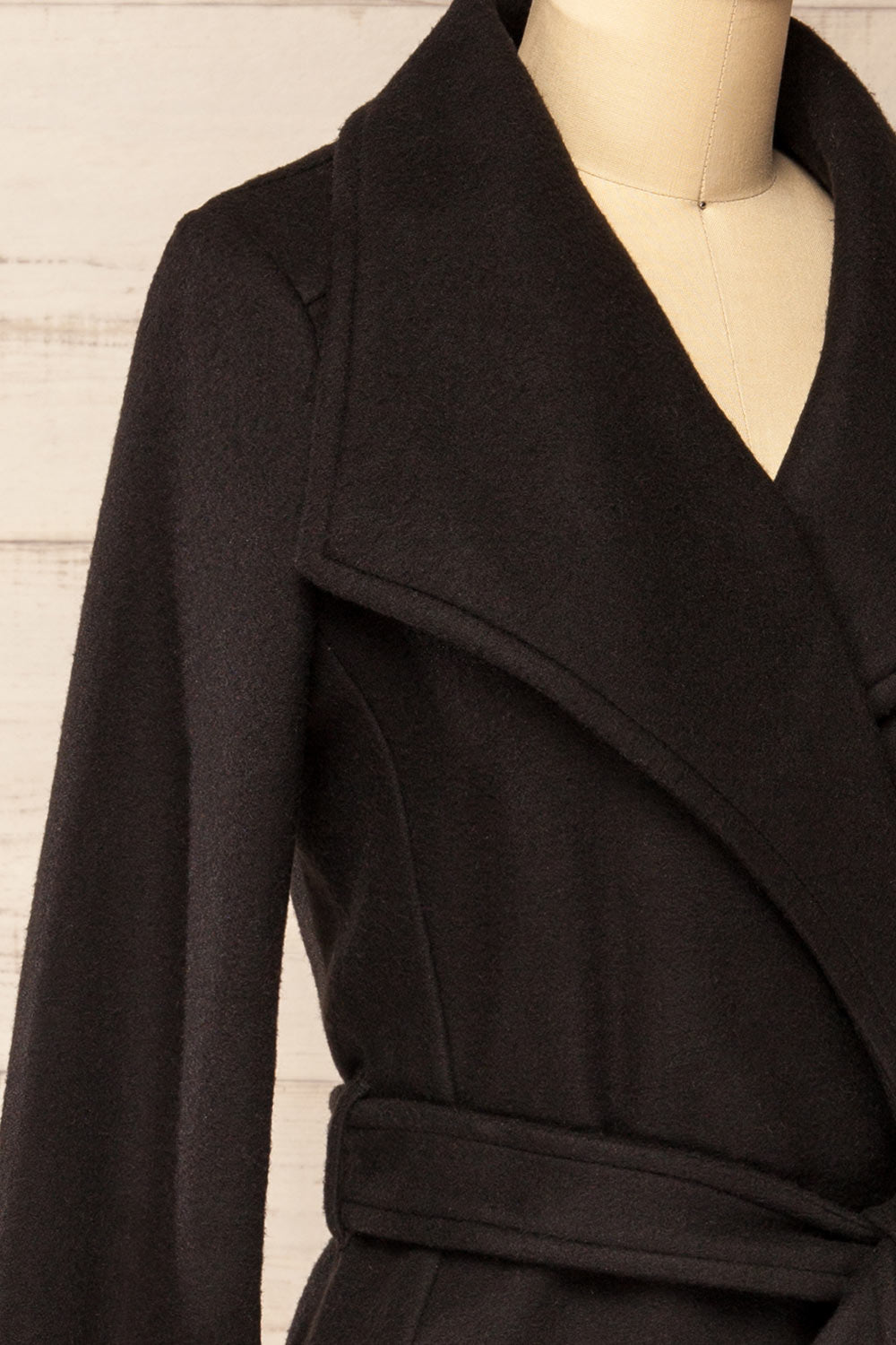 Abasha Black Short Felt Coat | La petite garçonne side