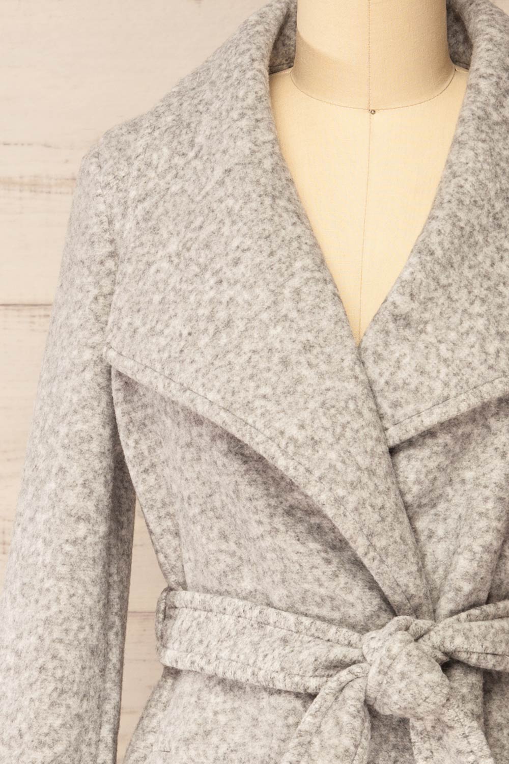 Abasha Grey Short Felt Coat | La petite garçonne front