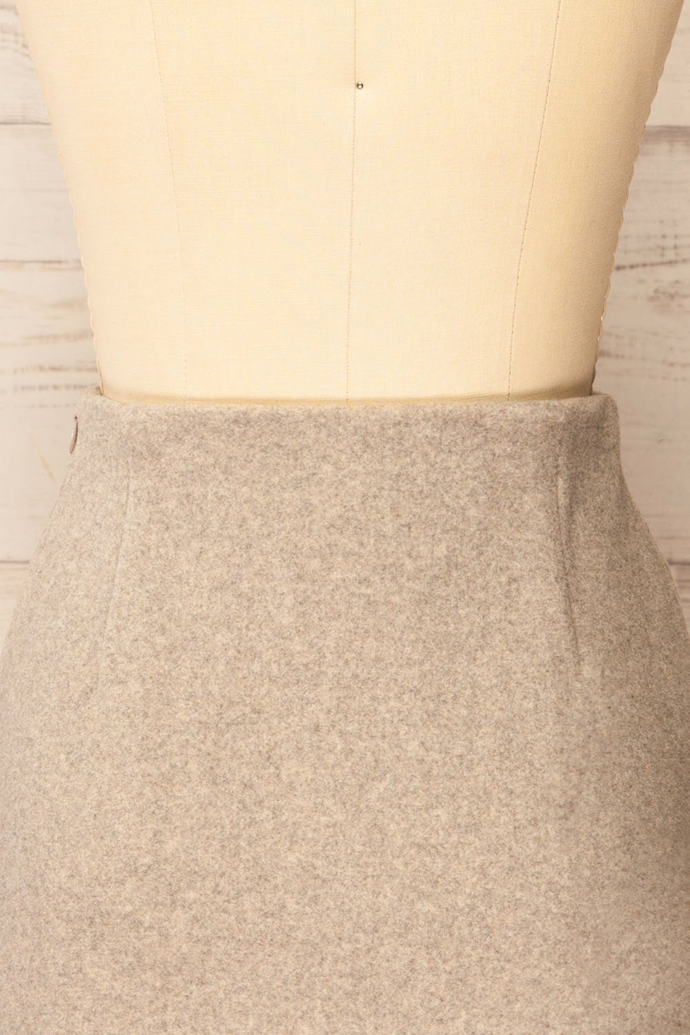 Aberforth Grey Short Felt Skirt w/ Pockets | La petite garçonne  back