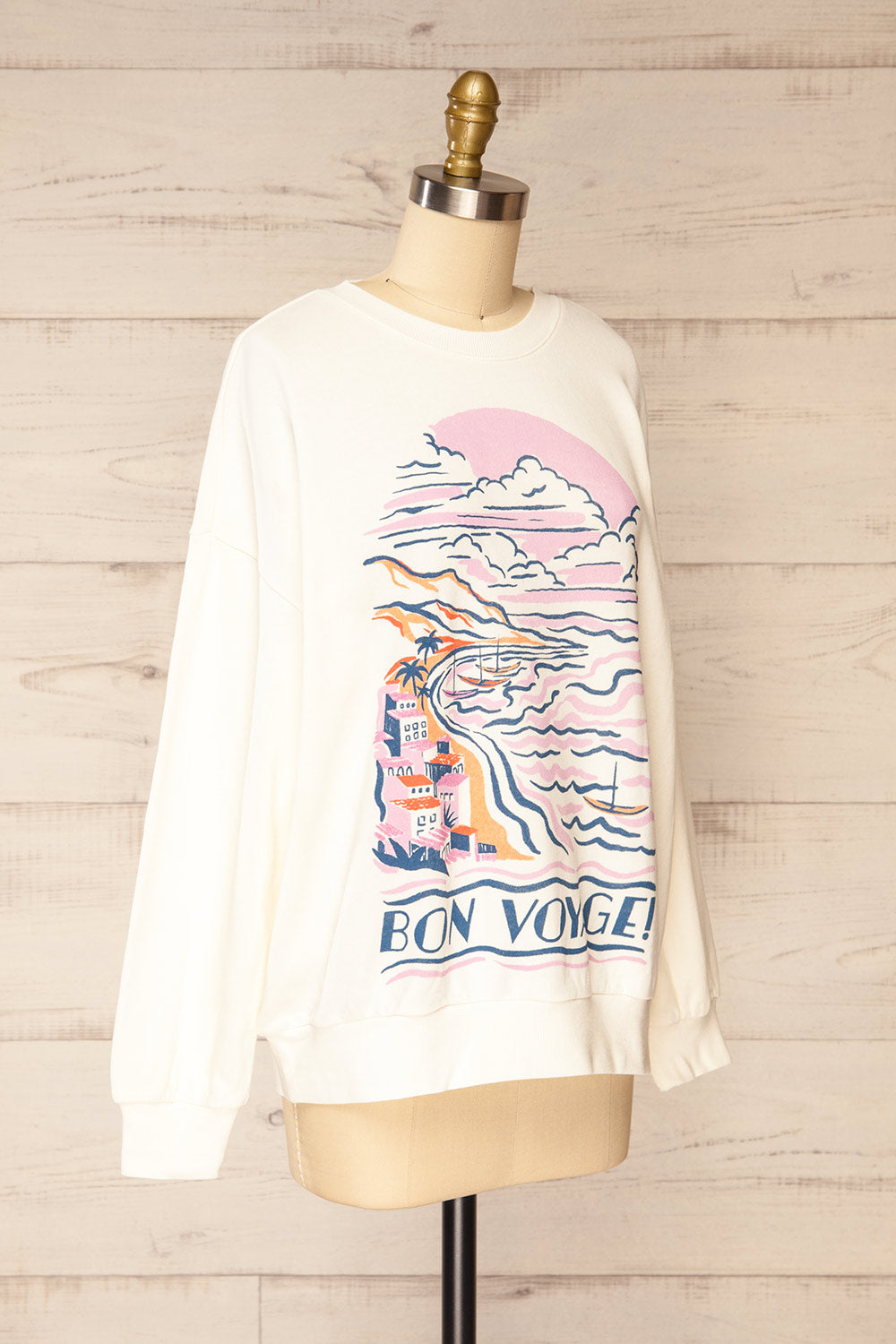 Akrotiri Overzised "Bon voyage!" Sweatshirt | La petite garçonne side view