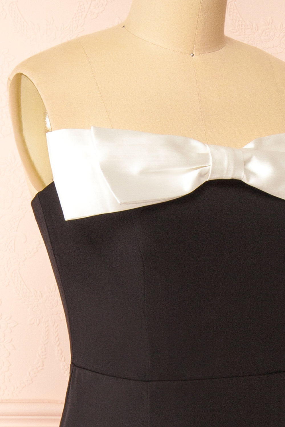 Alphys Black Mermaid Maxi Dress w/ Removable Bow | Boutique 1861 side close-up