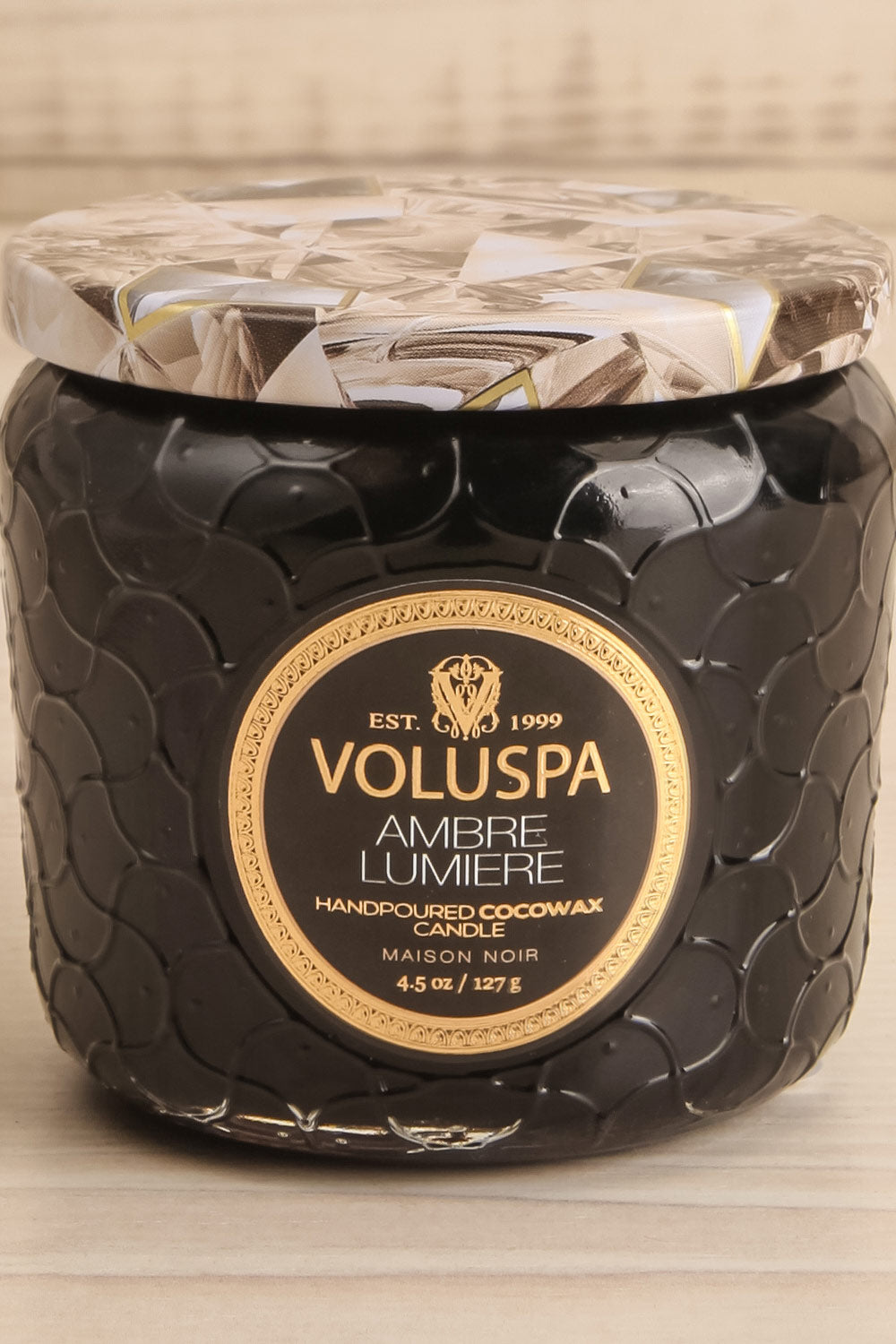 Petite Jar Candle Ambre Lumiere by Voluspa | Maison garçonne close-up