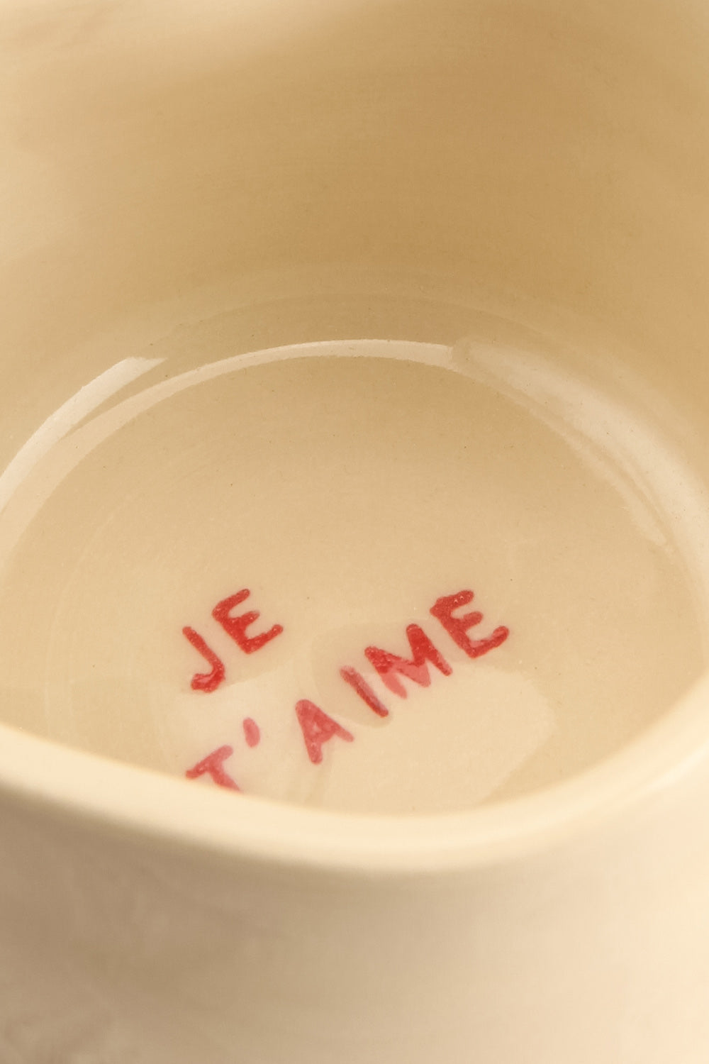 Amour Heart-Shaped Mug | Maison garçonne inside close-up
