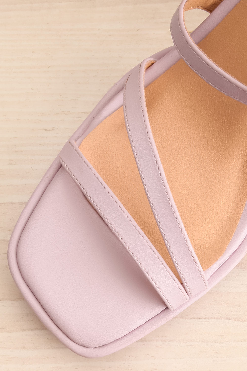 Aniston Lilac Platform Heeled Sandals | La petite garçonne flat close-up