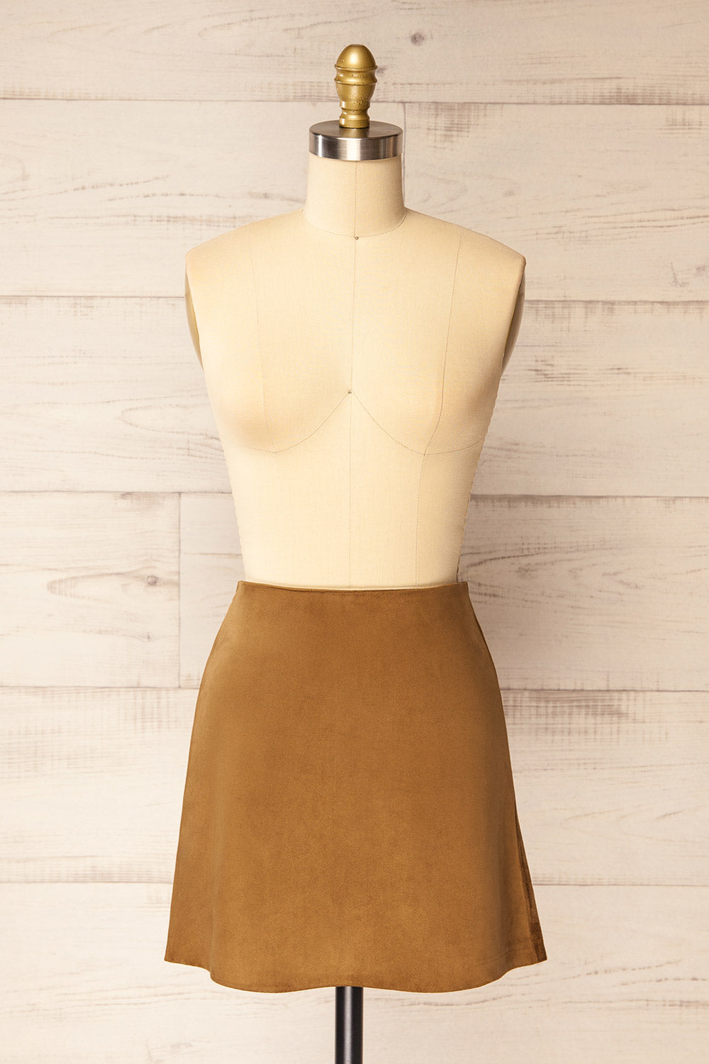 Antwerp Brown Short Skirt in Faux Suede | La petite garçonne front view